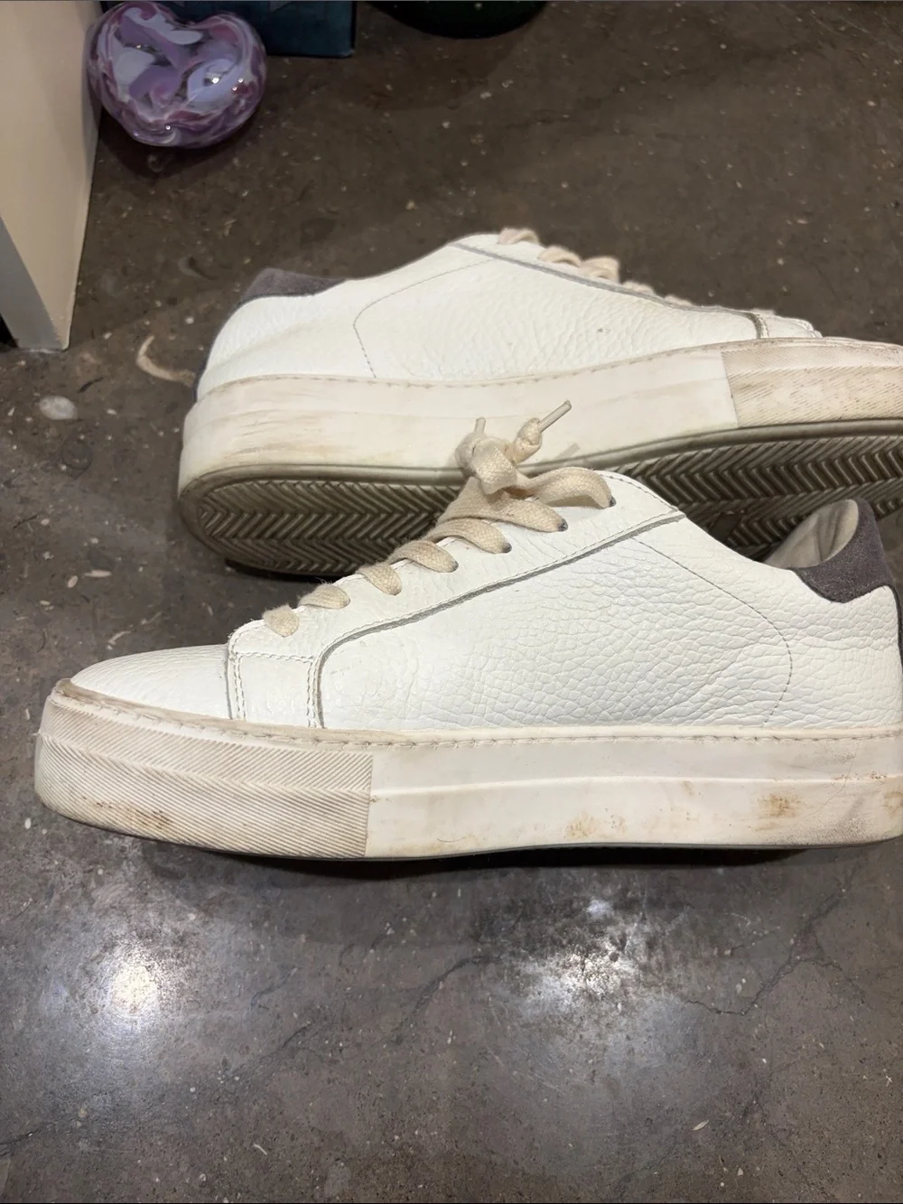 P448 Women’s Off white Laces & White Leather Low-Top Sneakers with Gray Heel